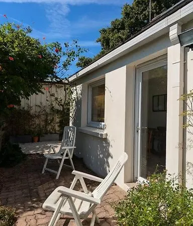 Independant Calme Proche De Nantes Avec Jardin アパート Treillières