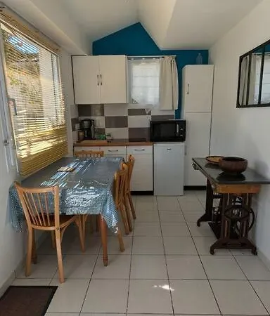 Independant Calme Proche De Nantes Avec Jardin * Treillieres